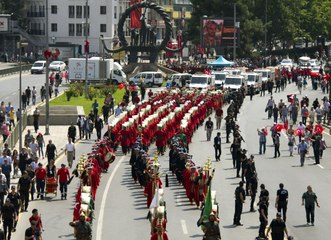 Ankara'da Zafer Bayramı Dolayısıyla, Geçit Töreni Düzenlendi
