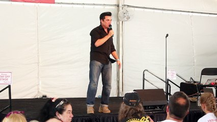 Juan Lozano sings 'King Of The Whole Wide World' Elvis Week 2017