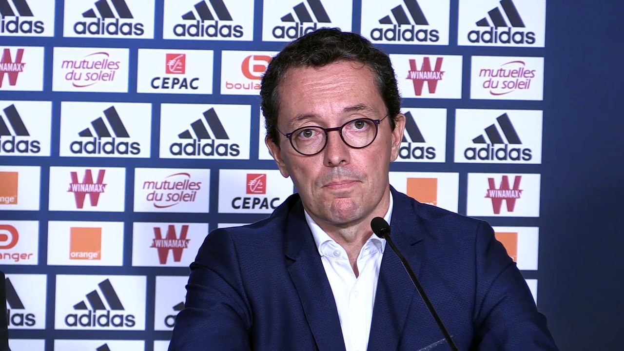 Eyraud : "On veut un attaquant mais..."