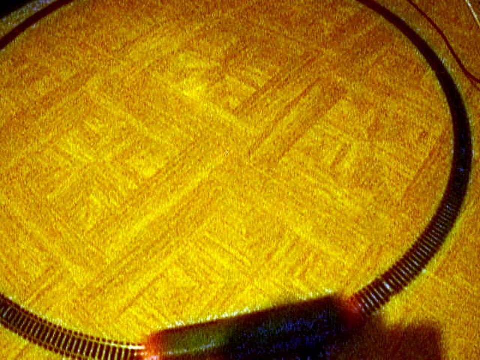 MOV05877