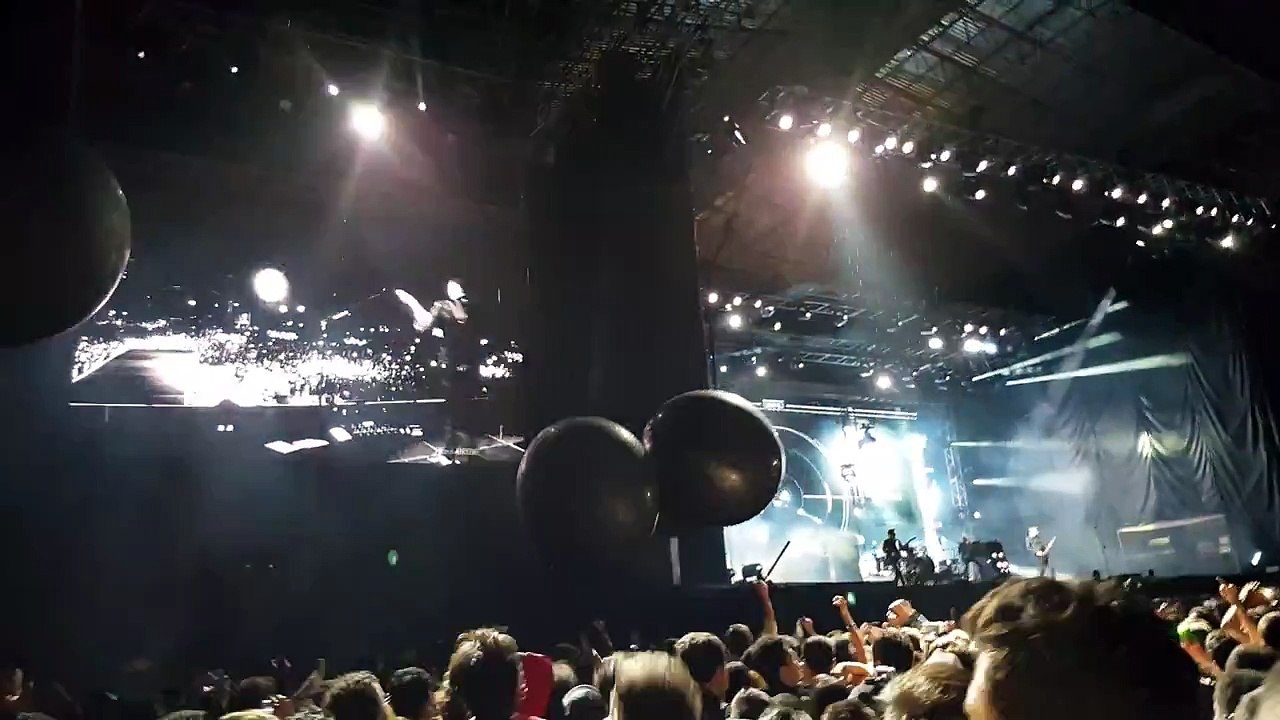 Muse - Stockholm Syndrome, Parque Deportivo 222, Bogota, Columbia  10/27/2015