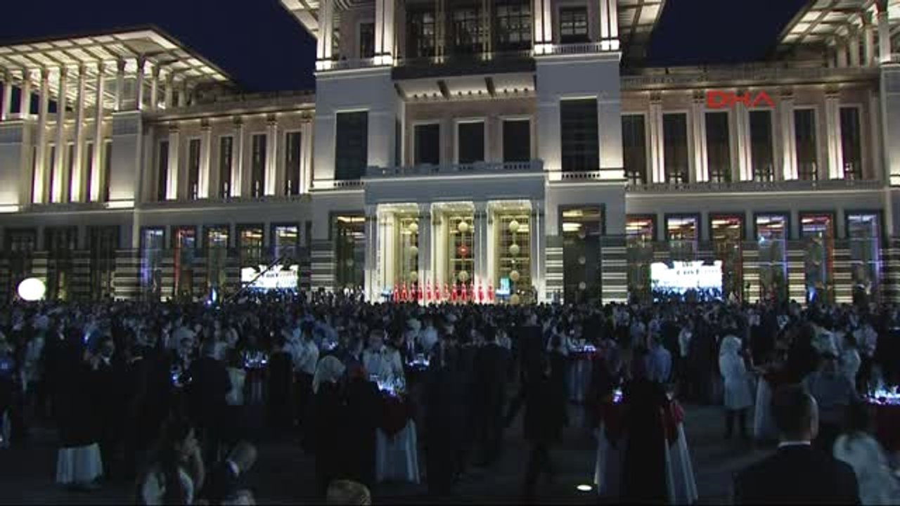 Erdoğan Ellerindeki Bu Pimi Çekilmiş Bombalarla Baş Başa Kalacaklardır