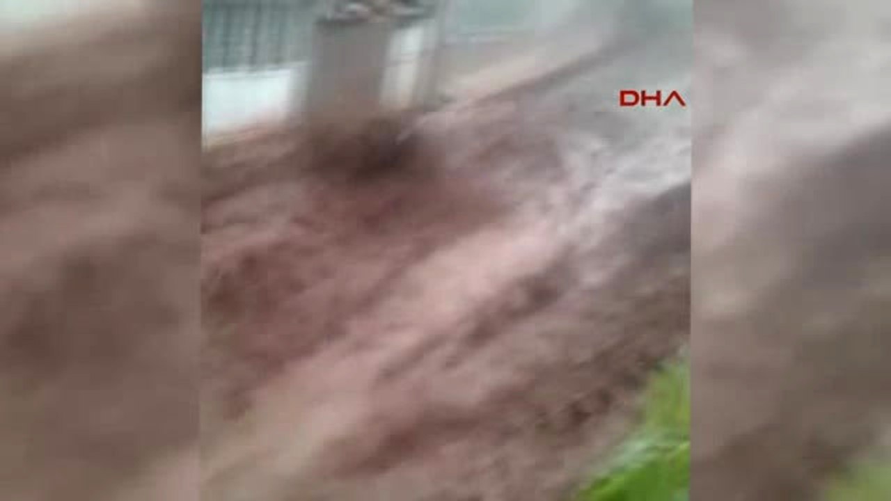 Denizli Serinhisar'da Aşırı Yağış Heyelana Neden Oldu