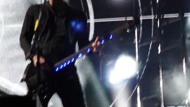Muse - Stockholm Syndrome clip, Pinkpop Festival, Landgraaf, Netherlands 6/12/2015