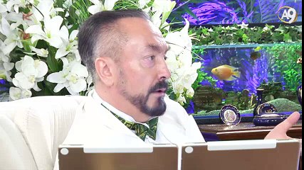 Evrimciler tesadüf putuna inanıyorlar