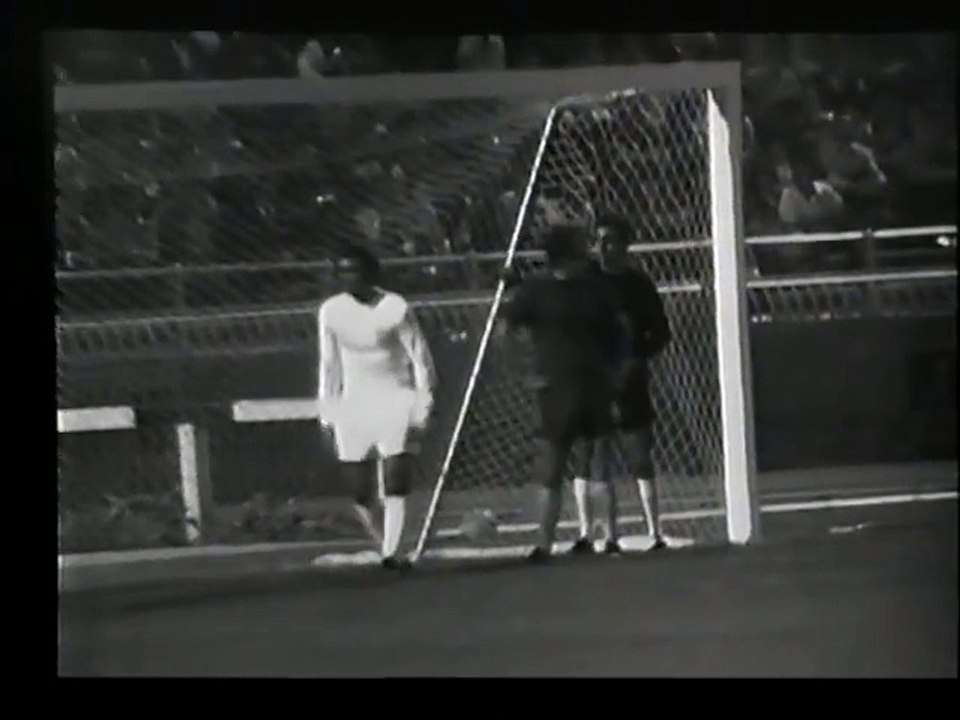 European Cup Winners Cup Final 1971 - Chelsea FC vs Real Madrid - Highlights