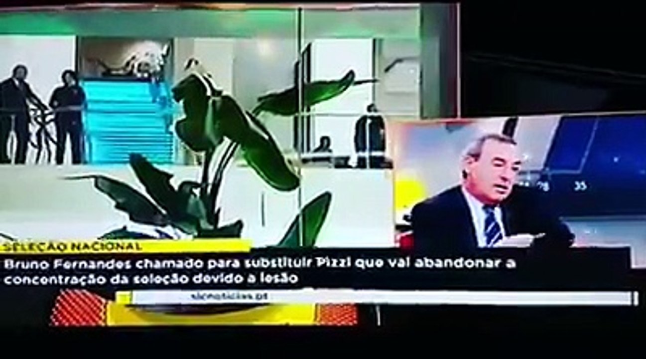 Comentador comete asneirada em directo