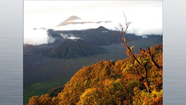 Godowsky: Java Suite - Bromo Volcano, In the Kraton, Dance No. 2 (MIDI by aniMIDIfy)
