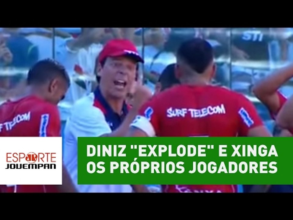Fernando Diniz "explode", xinga os próprios jogadores e polemiza