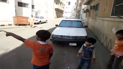 Dangerous Camel Qurbani | Qurbani ke Onth Ke sath Kia ho raha he dekhye | Crane lifts Camel