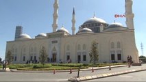 Başbakan Cuma Namazını Ataşehir Mimar Sinan Camii'nde Kıldı