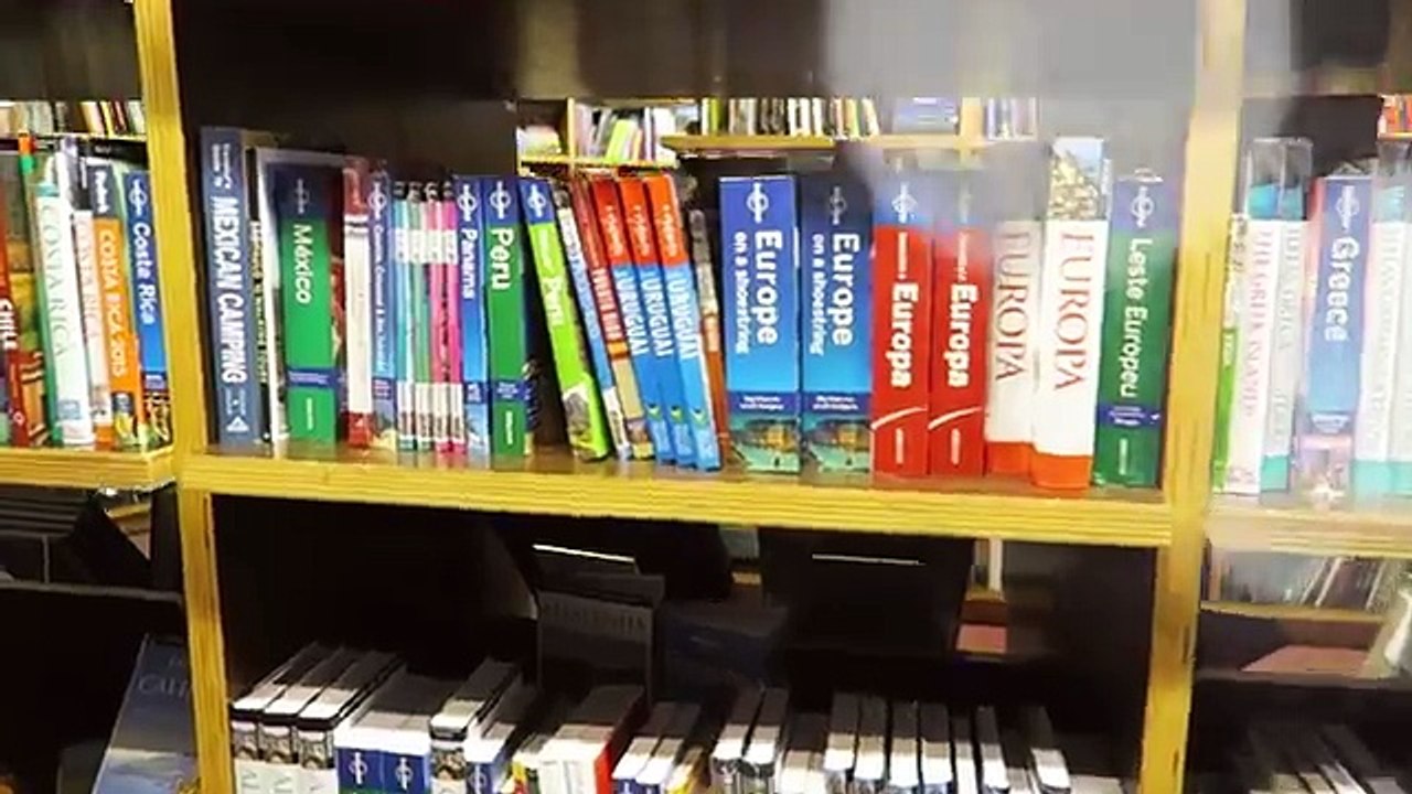 Minha Rotina Matinal em viagem! // Morning routine Travel edition | Lorrine Mondin