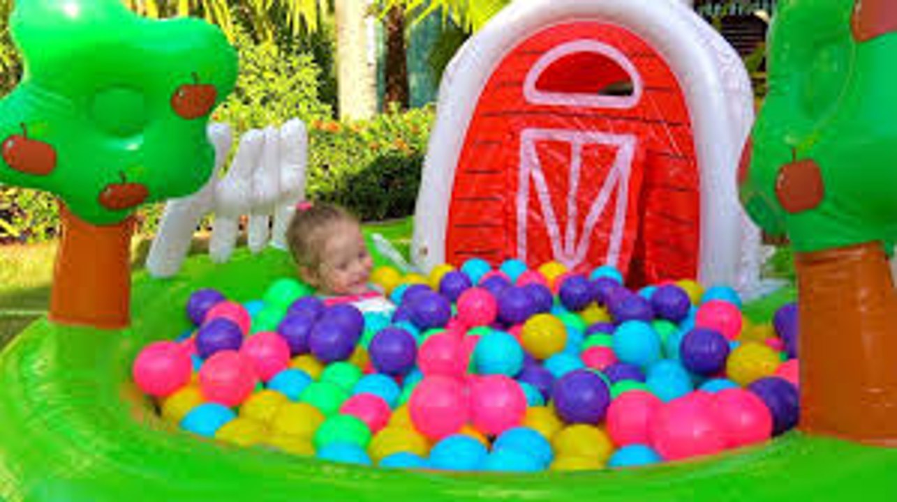 Bad Baby play in the Colors pool with colours balls Nursery Rhymes Songs for babies and toddlers
