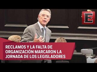 Caos y quejas en la primera sesión de la Asamblea Constituyente