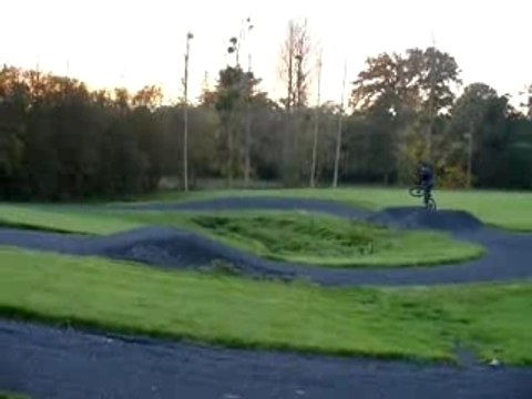 Tour d'échauffe sur la piste de canisy