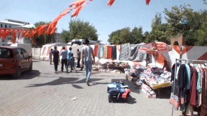 Polisin Güvenlik Duvarını Fırsata Çevirdiler