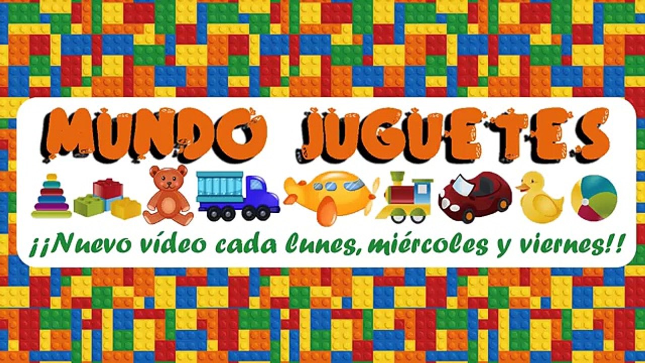 La muñeca bebé Lucía compra en Nabumbu un osito de peluche CloudPet de regalo para su amig