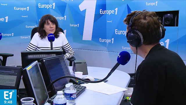 Estelle Denis : devant un match Raymond est muet et moi, je parle tout le temps