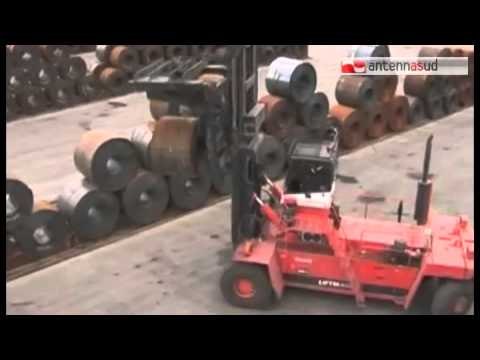 TG 08.04.14 Ilva, operaio cade dal pianale di un Tir e finisce in rianimazione