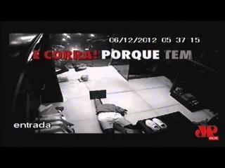 Loja transforma imagens de assalto em comercial de liquidação; veja!