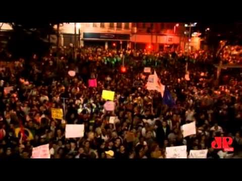 Depredação, violência e saques marcam sexto dia de manifestação em SP