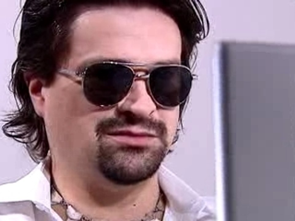 MACHO