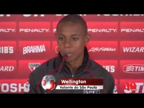 São Paulo enfrenta o Santos na Vila Belmiro