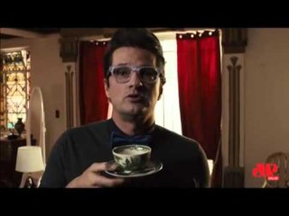 Marcelo Serrado fala de Crô, personagem que saiu da TV para o cinema