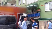 Bursa Freni Boşalan Kamyon ve 3 Otomobil Evin Balkonuna Çarptı