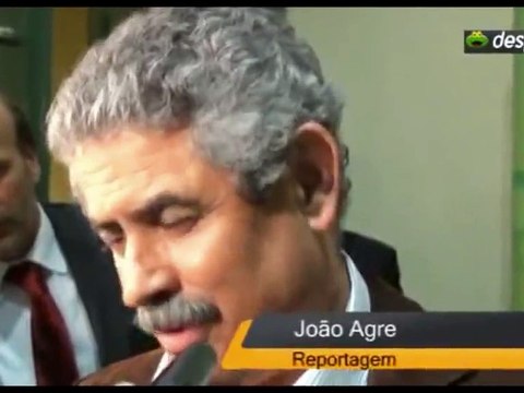 Luis Filipe Vieira a falar Luis Filipe Vieirês (em mau português)