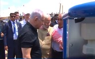 Modi Ji Visit GalMobile Water Filtration Plant In Israel, मोदी ने देखी मोबाइल वाटर फिल्ट्रेशन यूनिट
