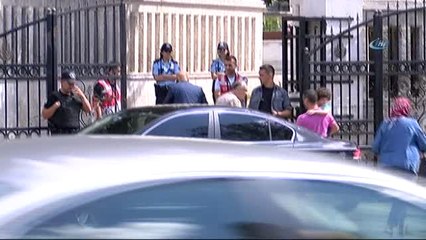 Cumhurbaşkanı Erdoğan'dan Bayram Arefesinde Kabir Ziyareti