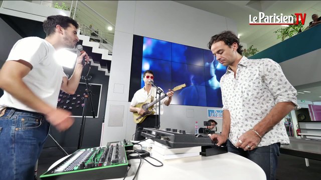 BB Brunes chantent « Eclair Eclair » en live au Parisien