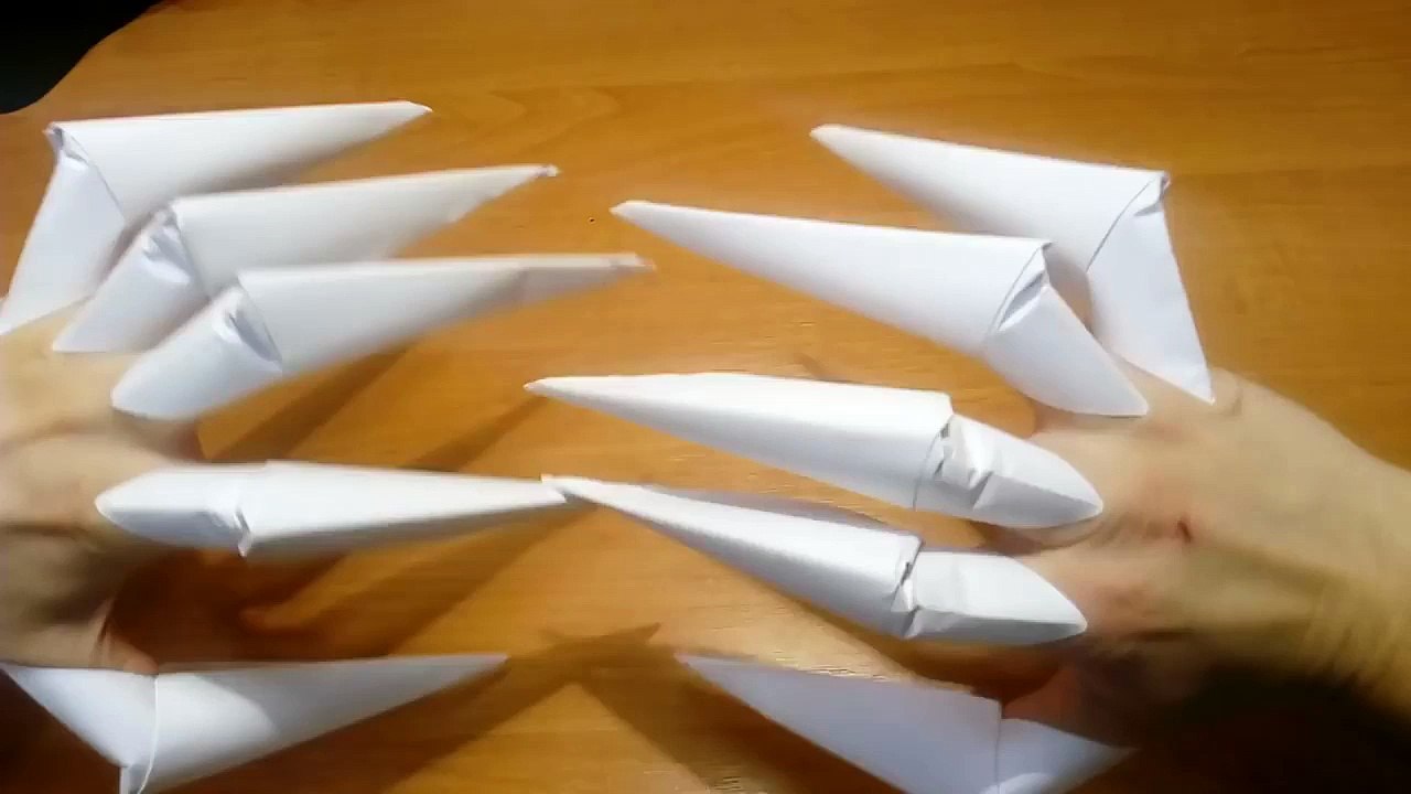 How to make: Origami Claws