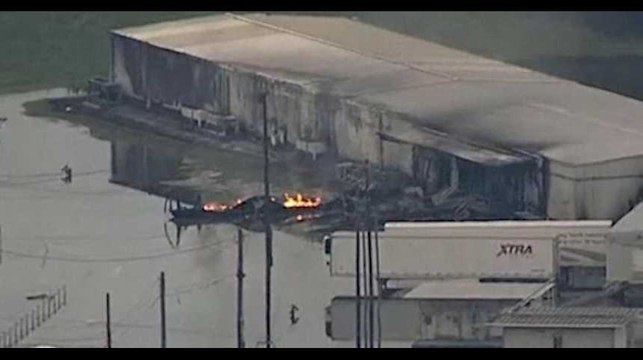 L'incendie de l'usine Arkema en images