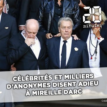 Célébrités et milliers d'anonymes disent adieu à Mireille Darc