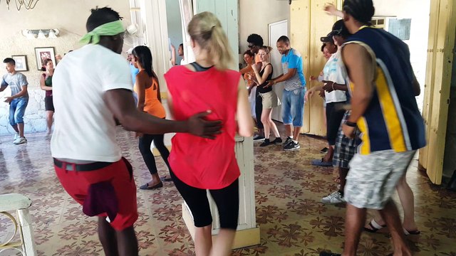 Stage Salsa Cuba Février 2017.Ambiance cubaine avec danseurs cubains(es)