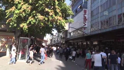 Çarşı ve Pazarlarda Bayram Yoğunluğu