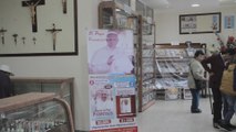 Visión comercial y la devoción se unen en vísperas de la visita papal a Colombia