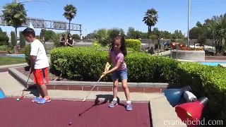 Et amusement amusement le golf trou trou dans mini- un 1 million de snacks