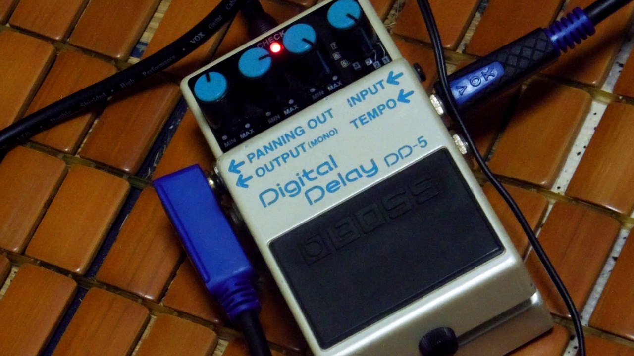 BOSS DD-5