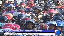 Ribuan Pemotor Padati Suramadu Rayakan Tradisi Toron Madura