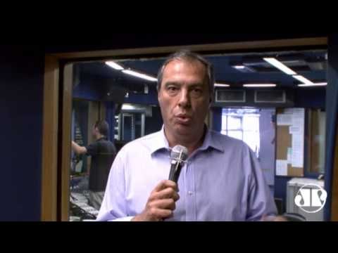 O Cruzeiro não vai vacilar, o SPFC precisa melhorar muito para ganhar, diz Fernando Sampaio