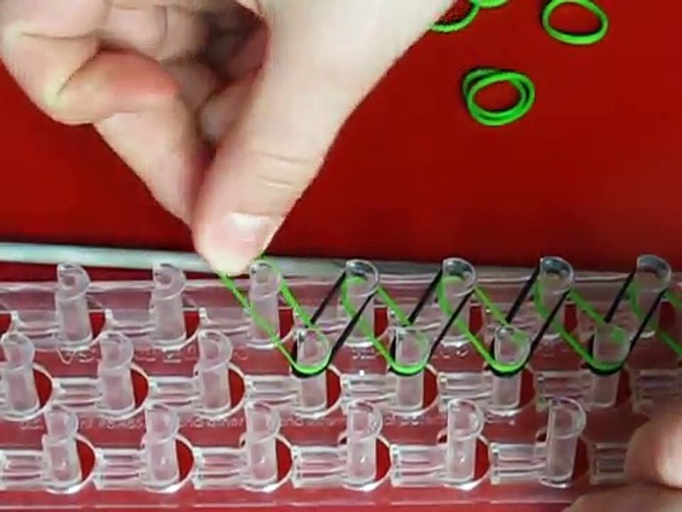 Telar arco iris de simple instrucción de cómo hacer una pulsera elásticos starburst