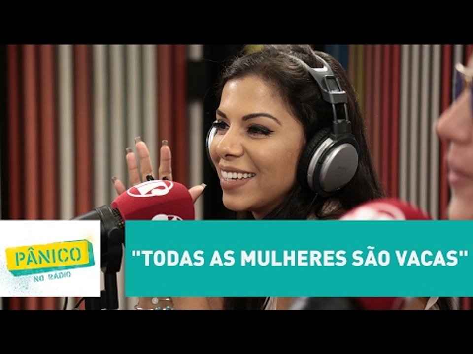 "Todas as mulheres são vacas": Evelyn Regly defende seu bordão | Pânico