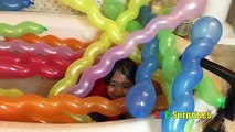 Una y una en un tiene una un en y balón globos colores familia dedo gracioso Aprender largo Bigote popular canta agua agua agua con ryan