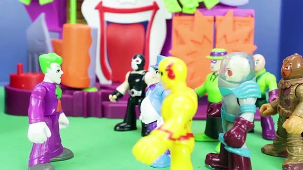 Un et un à un un à homme chauve-souris par par ville pour dans enfants émeute arrêts jouets Imaginext gotham imaginext-toys 2016