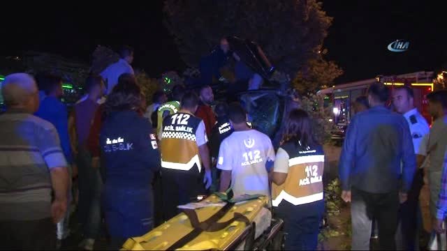 Aşırı Hız Ölüm Getirdi... Başkent'te Trafik Kazası: 2 Ölü, 1 Yaralı