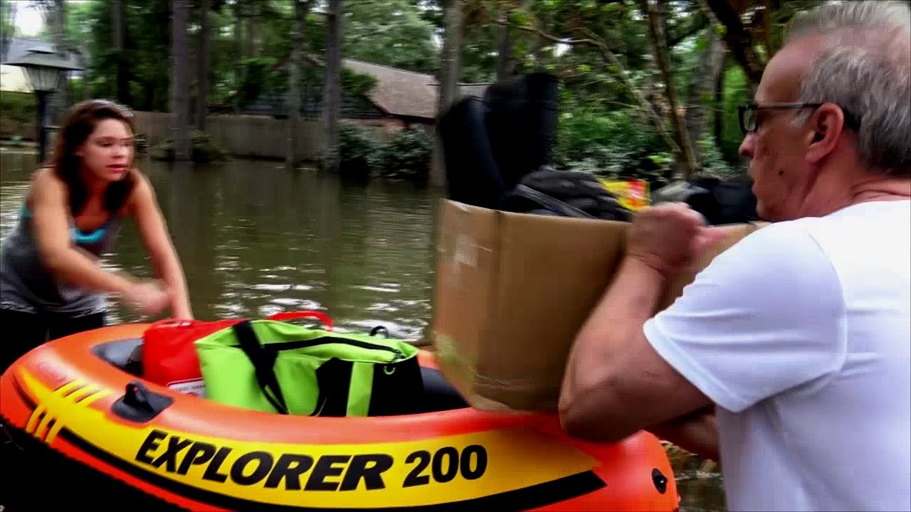 Dégâts psychologiques et matériels après les inondations de Houston