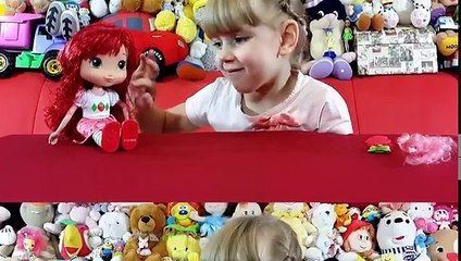 Muñeca Charlotte zemlyanichka hacer peinados